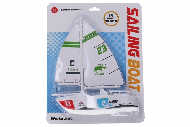 Bateau de course à piles