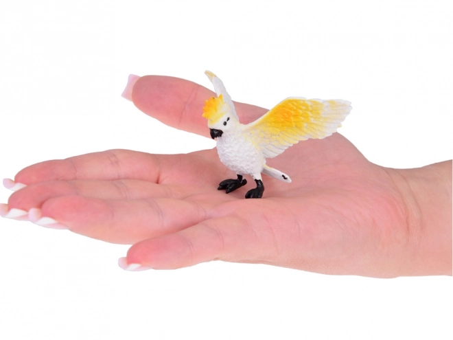 Ensemble de figurines colorées d'oiseaux exotiques