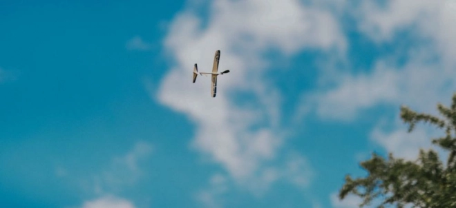 Avion pliable Eagle Jet