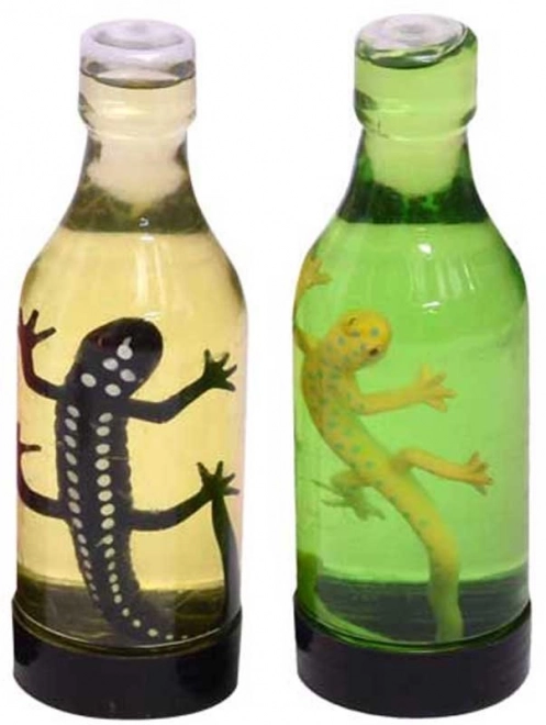 Lézard dans du slime liquide
