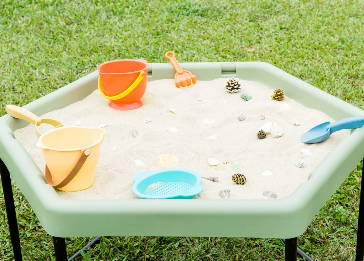 Compacte et facile à transporter