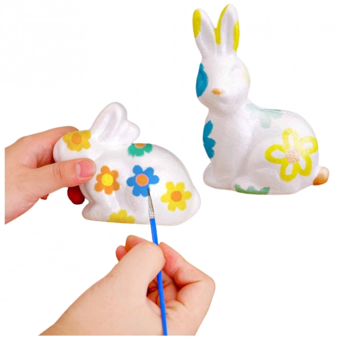 Ensemble d'œufs en polystyrène et figurine de lapin à peindre