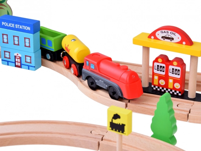 Train en bois avec locomotive et figurines