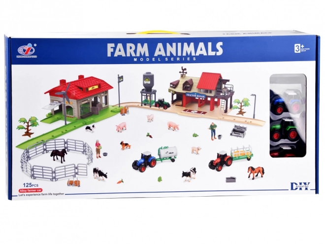 Mega grande ferme avec tracteurs et animaux