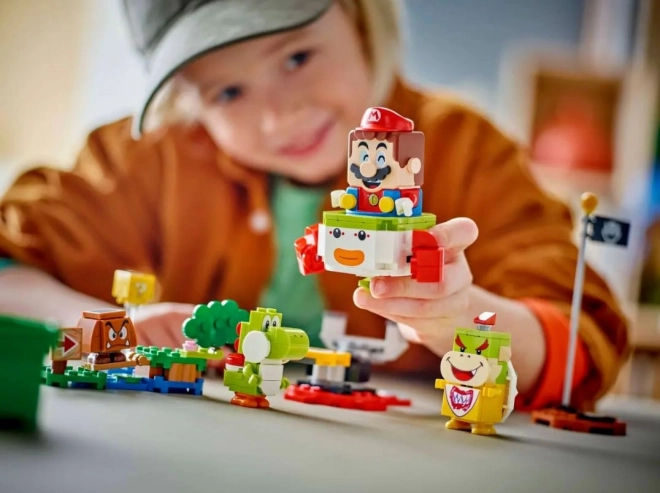 Aventure avec une figurine LEGO Super Mario interactive