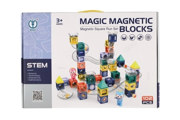 Circuit à billes magnétique avec figurines en plastique 102 pièces dans une boîte de 49x35x9cm