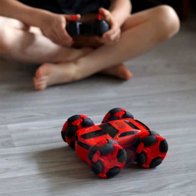 Woopie Voiture RC Amusante avec Acrobaties 360° et Télécommande 2,4 GHz