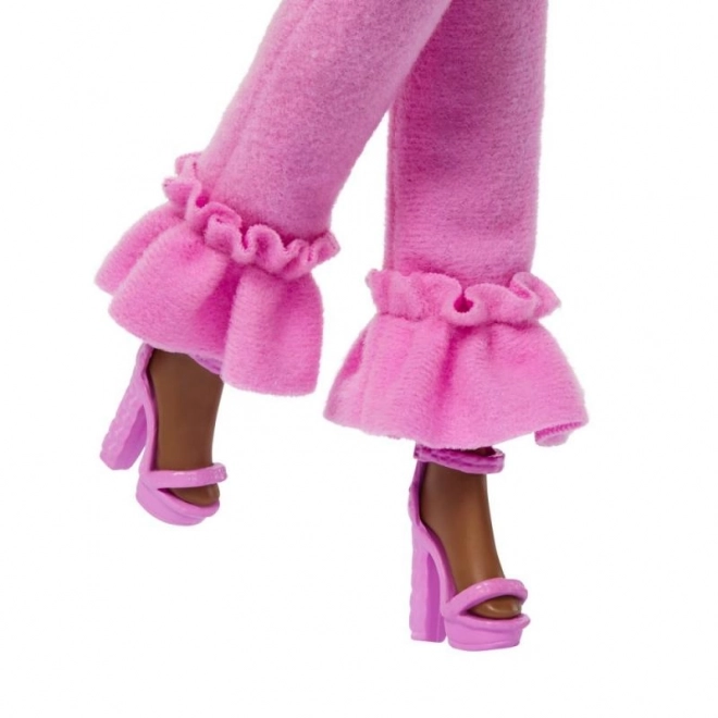 Barbie mannequin en costume-pantalon