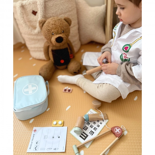 Set médical en bois