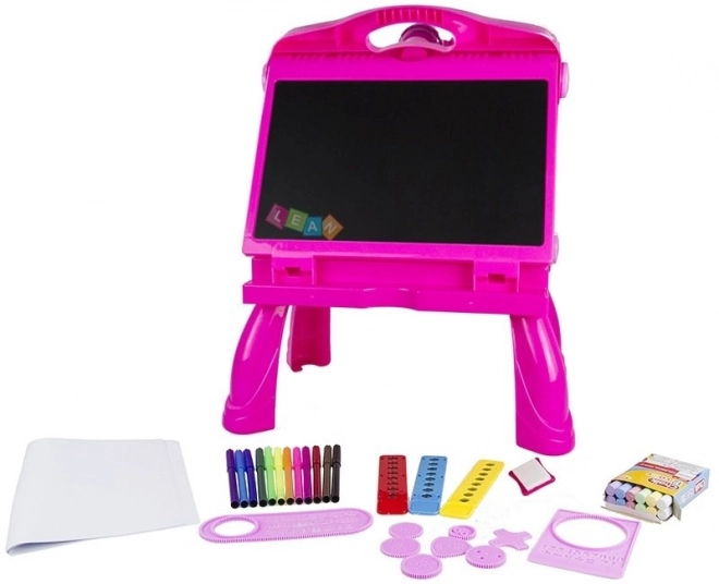 Tableau rose avec projecteur pour dessiner et peindre