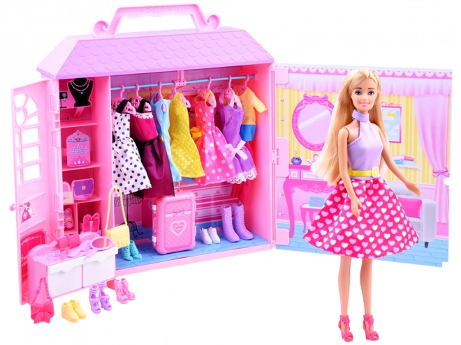 Poupée Anlily avec armoire à vêtements