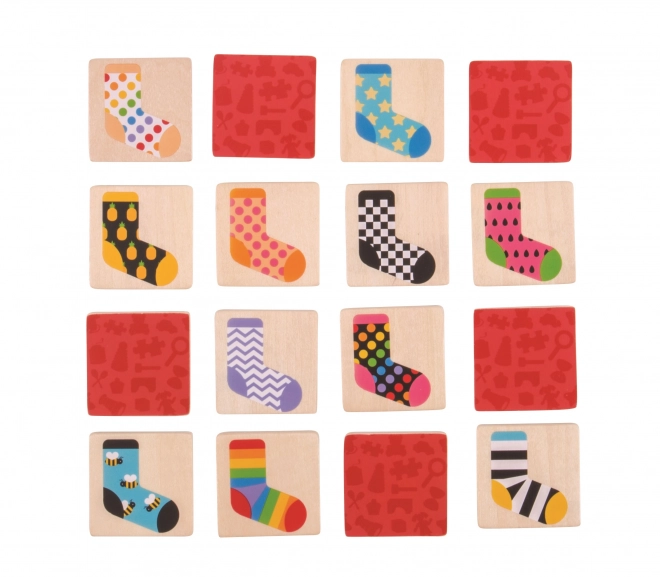Pexeso en bois avec chaussettes pour enfants