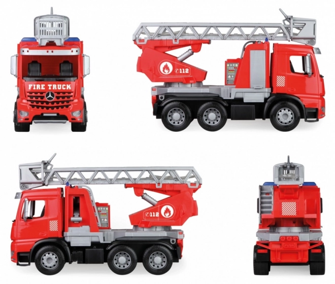 Camion de pompier Mercedes Arocs avec échelle
