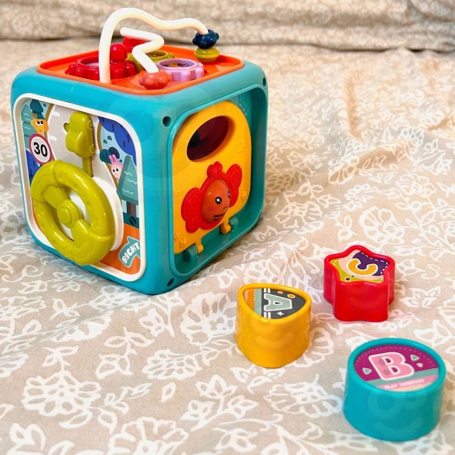 Cube sensoriel interactif Montessori 6 en 1