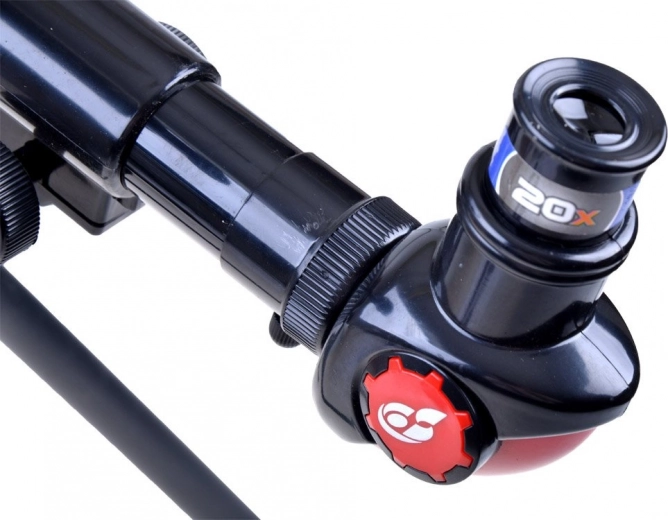 Trois grossissements interchangeables 20×/30×/40×