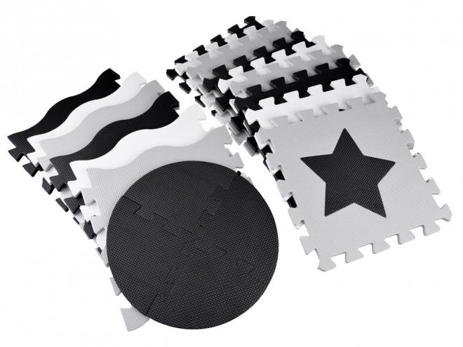 Tapis de puzzle en mousse contrastée avec formes