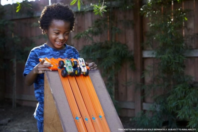 Combat de démolition de monster trucks Hot Wheels