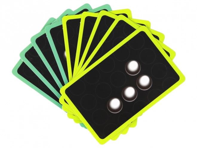 Planche de jeu pour lancer des boules de puzzle