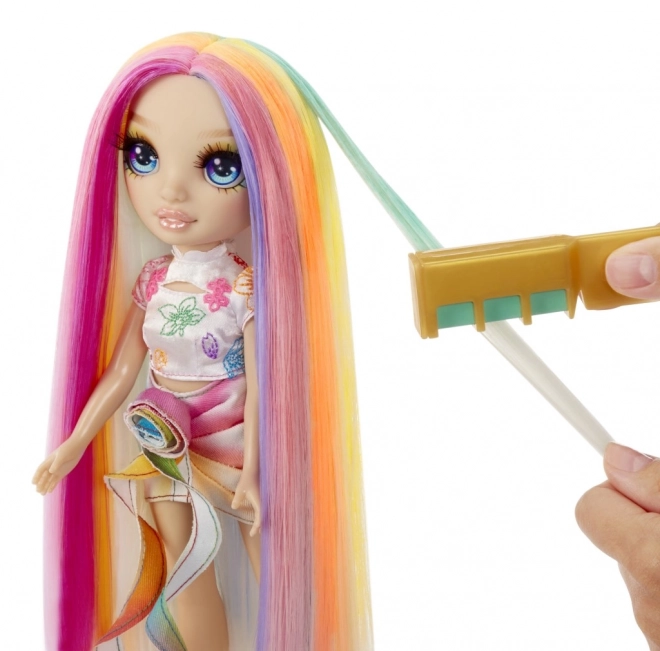 Poupée Rainbow High avec craies pour cheveux