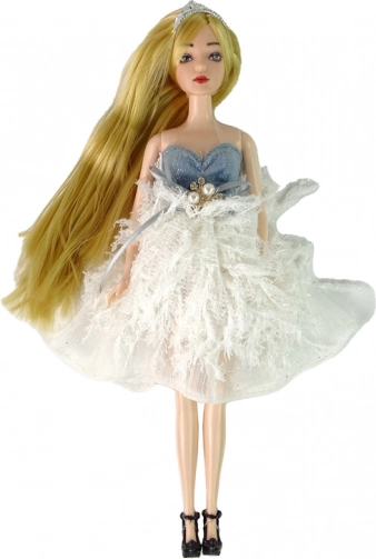 Robe élégante et allure royale