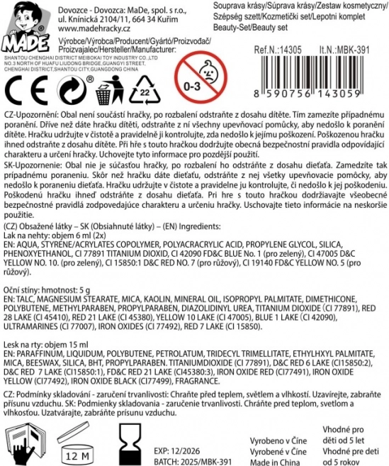 Studio de cosmétique et de manucure MaDe pour filles