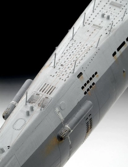 Maquette plastique sous-marin allemand TYPE XXI 1/144
