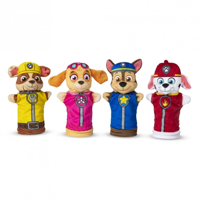 4 marionnettes tissu Pat' Patrouille dans une boîte 26x30x6cm