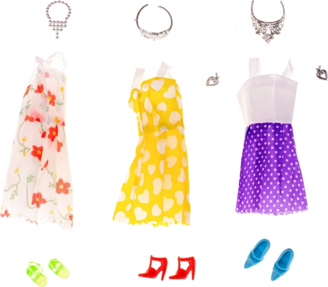 Ensemble de vêtements et d'accessoires pour poupées - 43 pièces
