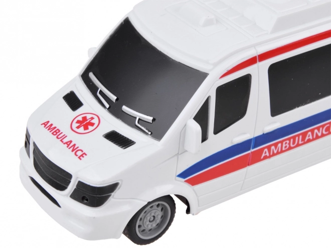 Voiture télécommandée - ambulance