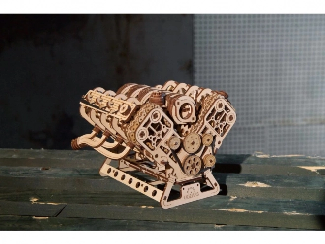 Ugears 3D puzzle en bois moteur V8