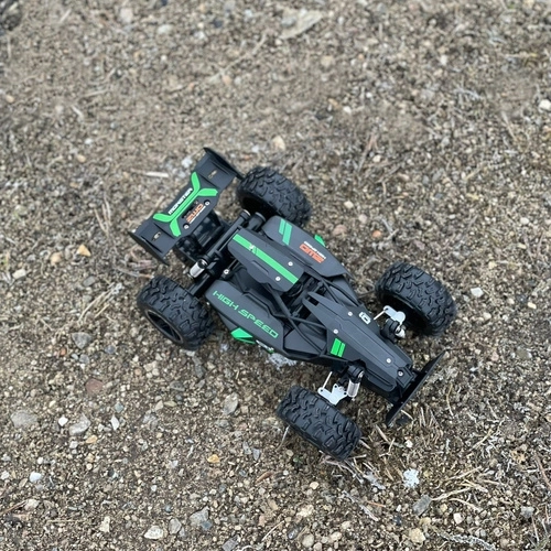 Voiture téléguidée tout-terrain de course