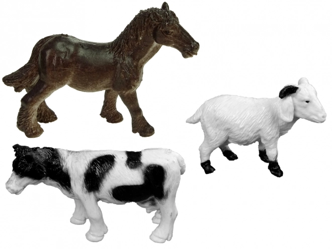 Farma Stodola Hébergement des animaux Ferme Deux tracteurs