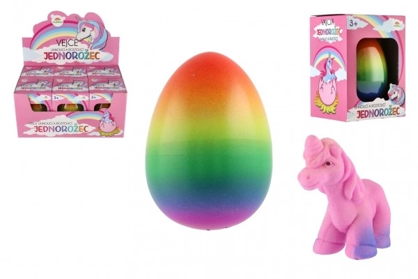 Œuf éclos et grandissant licorne plastique 7x10cm dans une boîte 9,5x13cm