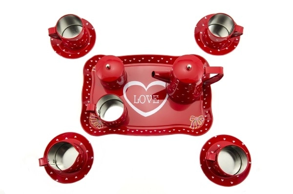 Vaisselle rouge en métal 14 pièces dans une boîte 34x24cm
