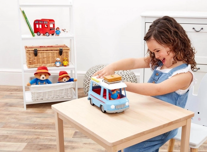 Caravane avec Paddington et accessoires