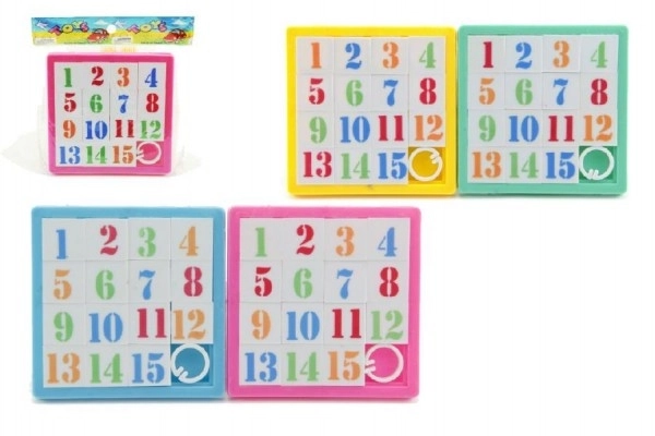 Casse-tête à déplacer en plastique 8x8cm, 4 couleurs assorties dans un sac