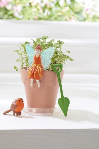 Véritable jardinage pour les petits jardiniers