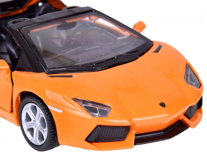 Modèle de voiture en métal Lamborghini Aventador Roadster 1:32 interactif