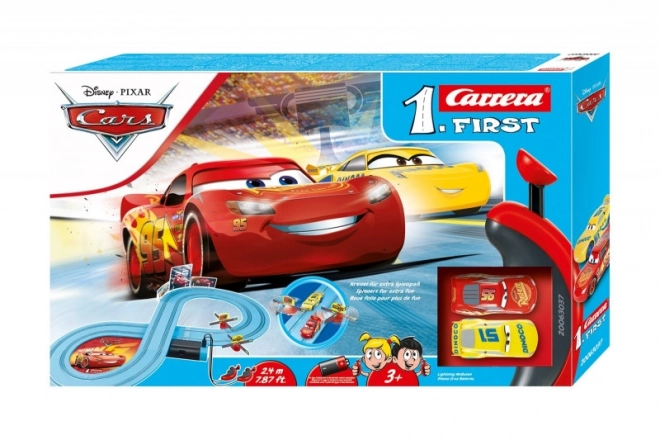 Circuit Carrera First avec voitures du film Cars