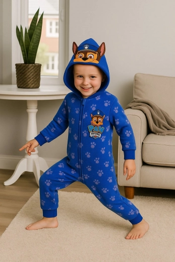 Capuche ludique avec motif 3D