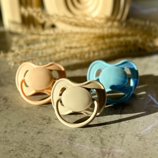 Prise sûre et attache facile