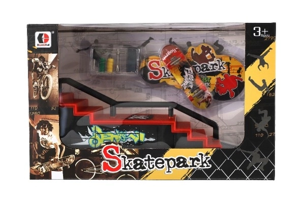 Skatepark - skateboard à doigts vissable avec rampe en plastique 8cm avec accessoires mélange de types en boîte 28x18cm