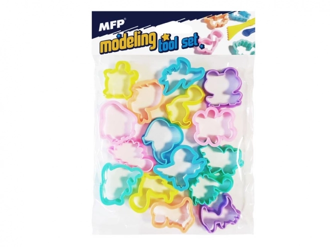 Emporte-pièces plastique animaux 16 pièces