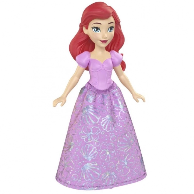 Petite poupée des princesses Disney