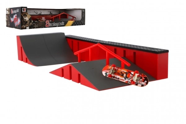 Skatepark avec skateboard à vis pour les doigts
