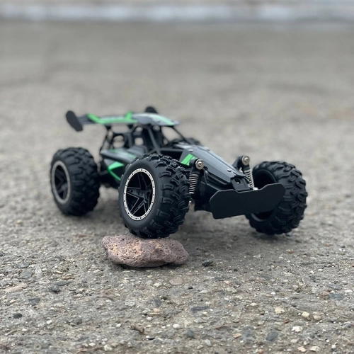 Voiture téléguidée tout-terrain de course