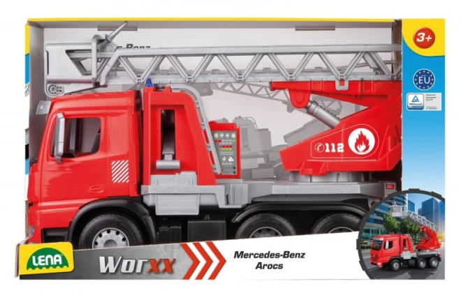 Camion de pompier Mercedes Arocs avec échelle