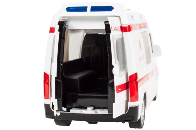 Ambulance avec effets sonores