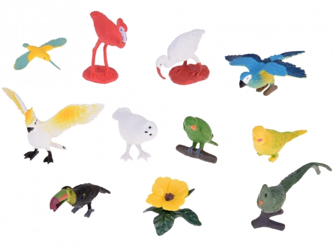 Ensemble de figurines colorées d'oiseaux exotiques