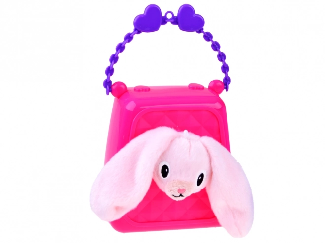 Jolie sacoche avec un lapin en peluche